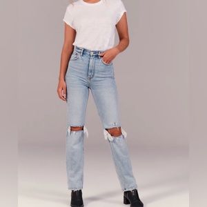 Abercrombie 90s Straight Leg Ultra High Rise